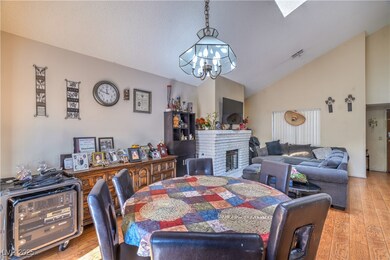 3248 Dayflower St unit 1, Las Vegas, NV 89121 - photo 7