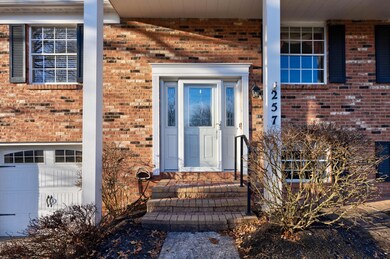 257LansdowneAveExt_Hommati102-5