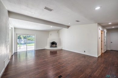 704 La Jolla Ln, Roswell, NM 88201 - photo 4