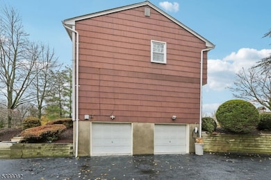 822 Pompton Ave, Cedar Grove, NJ 07009 - photo 4