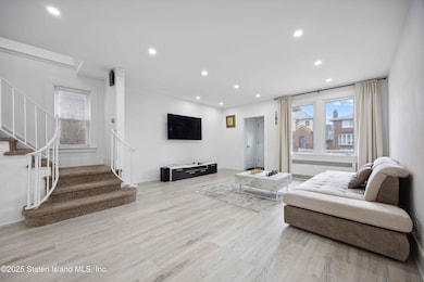 17 Coleridge St, Brooklyn, NY 11235 - photo 5