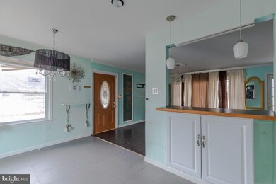 55 Bently Ln, Willingboro, NJ 08046 - photo 4