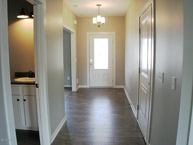 04-Foyer-front-01