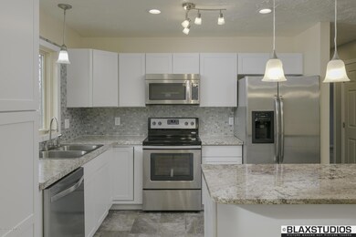 010-Kitchen (2 of 4)