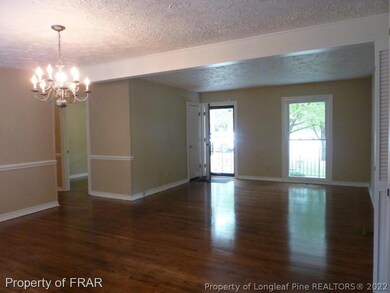 800 Montclair Rd, Fayetteville, NC 28314 - photo 6