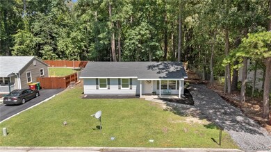 307 Lakewood Dr, Petersburg, VA 23805 - photo 2