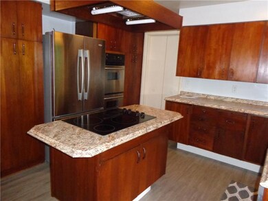 Kitchen with island