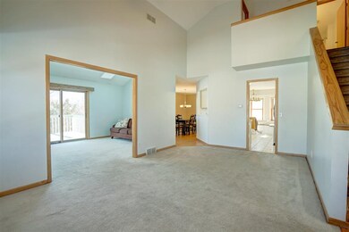 446 Oakwood Dr, Oregon, WI 53575 - photo 2