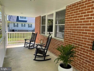 1125 Villanova Ave, Swarthmore, PA 19081 - photo 2