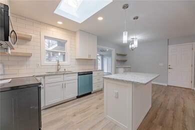 6 Ashby Ln, Bella Vista, AR 72714 - photo 3