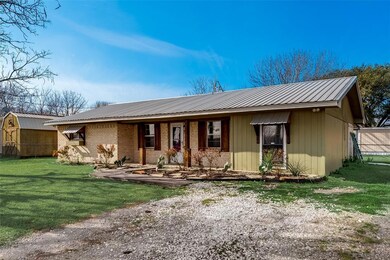 104 Buchanan Blvd, Corsicana, TX 75110 - photo 3