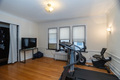 5834 N Maplewood Ave, Chicago, IL 60659 - photo 4