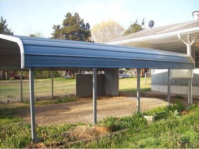 217 S Millstone St, Shell Knob, MO 65747 - photo 5