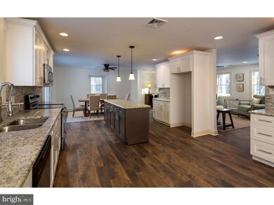 6684 Blueberry Ln, Pipersville, PA 18947 - photo 6