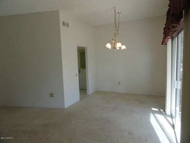 10117 W Highwood Ln, Sun City, AZ 85373 - photo 3