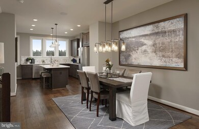 13334 Sherwood Park Ln, Herndon, VA 20171 - photo 4