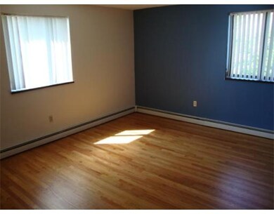 14 Boston St unit 32, Somerville, MA 02143 - photo 2