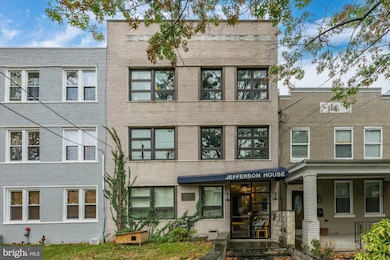 610 Jefferson St NW unit 201, Washington, DC 20011 - photo 2