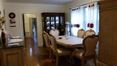 6137 N Mozart St, Chicago, IL 60659 - photo 7