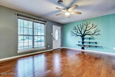 211 Linwood Dr, Jacksonville, NC 28546 - photo 5