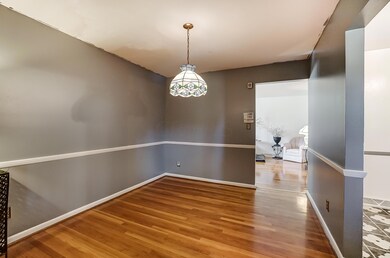 1350 Firwood Dr, Columbus, OH 43229 - photo 7