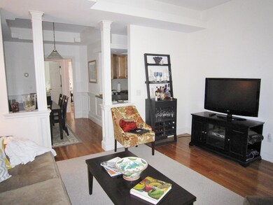 114 Pleasant St unit 4, Cambridge, MA 02139 - photo 2