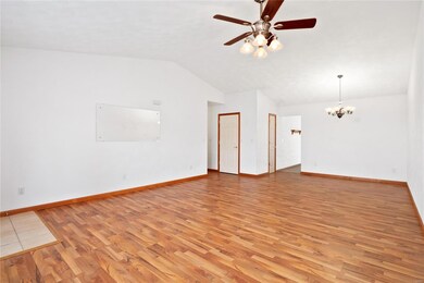 211 Alamosa Dr, Freeburg, IL 62243 - photo 5