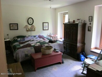 304 Duster Ln, Pocono Pines, PA 18350 - photo 7