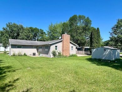 1006 10th St SW, Wadena, MN 56482 - photo 6