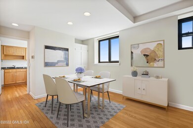 11_11LafayetteCourt_Unit5B_2011_HiRes