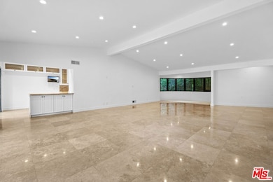 9572 Stuart Ln, Beverly Hills, CA 90210 - photo 6