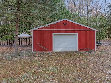 11676 Lair Rd NE, Alliance, OH 44601 - photo 2