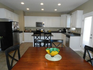 Kitchen/Eating Space
