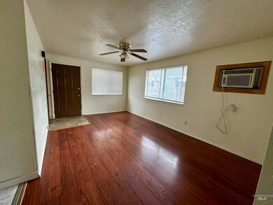 1121 Holly St, Nampa, ID 83686 - photo 5
