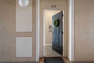 6466 Cava Alta Dr unit 207, Orlando, FL 32835 - photo 2