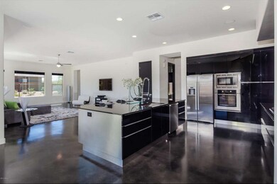 009_Kitchen