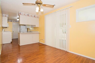 1078 N 5th St, Central Point, OR 97502 - photo 3