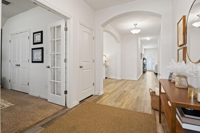 3120 Bent Trail Cl, Burleson, TX 76028 - photo 5