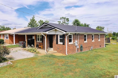 508 E Walnut St, Dawson Springs, KY 42408 - photo 2