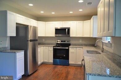 43 W Potomac Dr, Colonial Beach, VA 22443 - photo 7