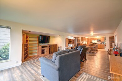 22223 90th Ave W, Edmonds, WA 98026 - photo 4