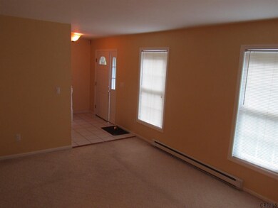 52 Esopus Dr, Clifton Park, NY 12065 - photo 7