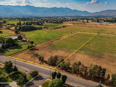 1527 E Little Sweden Rd, Daniel, UT 84032 - photo 6