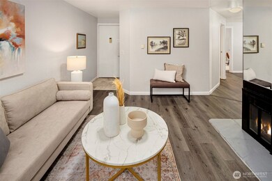 10330 SE 6th St unit A2, Bellevue, WA 98004 - photo 4