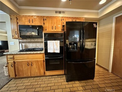 3623 Redlands Dr, Bakersfield, CA 93306 - photo 5