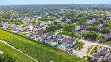 9006 Sunny Ridge Dr, Houston, TX 77095 - photo 7
