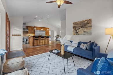 11086 25th Ave SW, Seattle, WA 98146 - photo 5