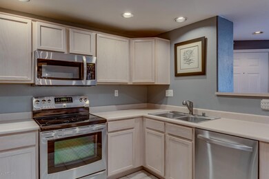 12_10410_N_Cave_Creek_Rd_1063__12_mls