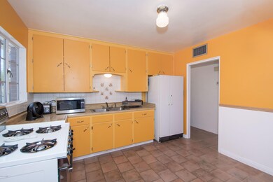 Paseo Luisa-4801-18