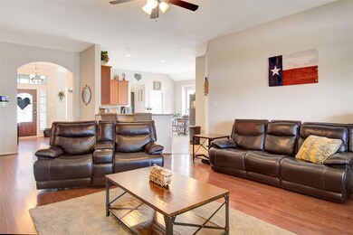 2235 Crescent Water, Rosenberg, TX 77471 - photo 5